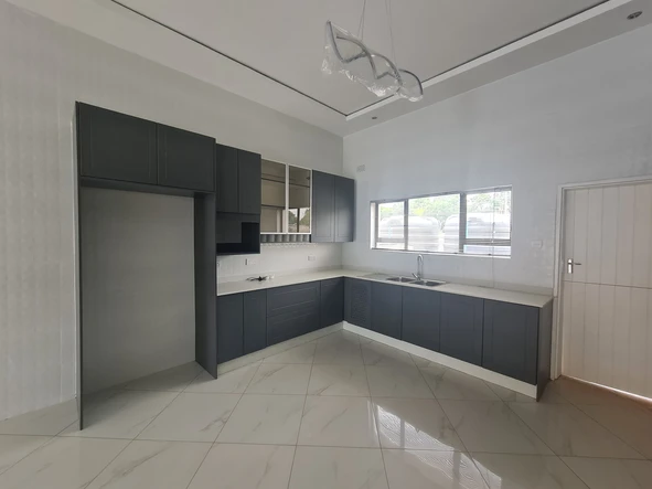 3 Bedroom Garden Flat