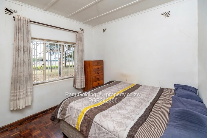 Prospect Park – Prime Land with 3-Bedroom Home (Sole Mandate)