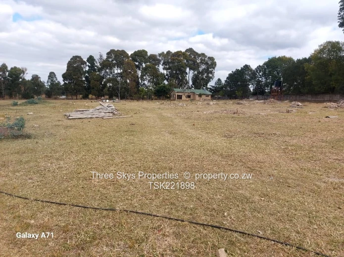 Expansive 6 Hectare Commercial Property for Sale in Ruwa, Zimbabwe