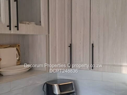 Spacious 4-Bedroom Home with Borehole in Glaudina for Sale.