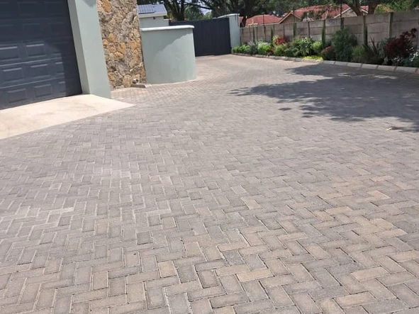 3 Bedroom Garden Flat