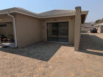 3 Bedroom Garden Flat