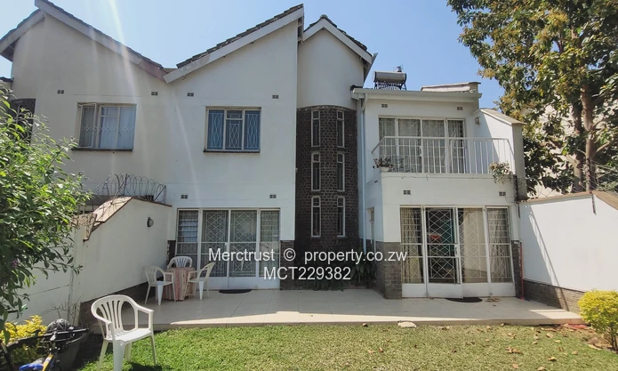 Beautifully appointed garden flat!