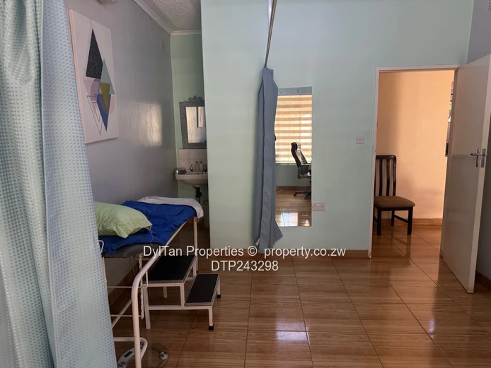 Road Frontage Property Situated in Milton Park