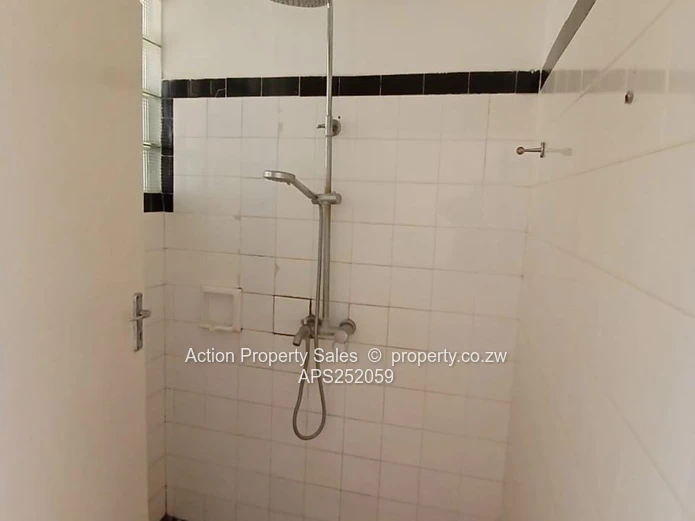 4 Bedroom House In Mount Pleasant! 