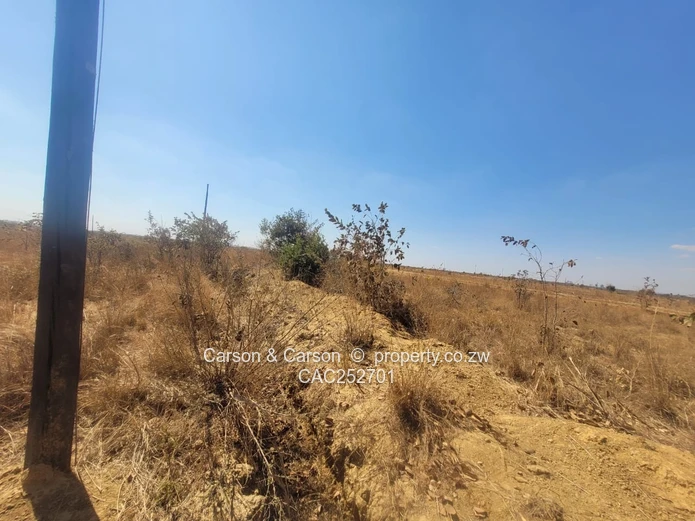 Good Neighbourhood, 400m² Nyabira Stand - Main Road, Water  Sewer & Power 