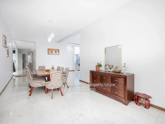 Sunlit 5-Bed Umwinsidale Home with Marble Floors