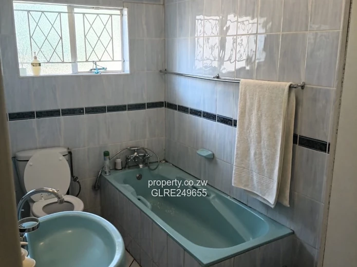 Borrowdale 5-Bed Home with Verandah, Garden & Borehole