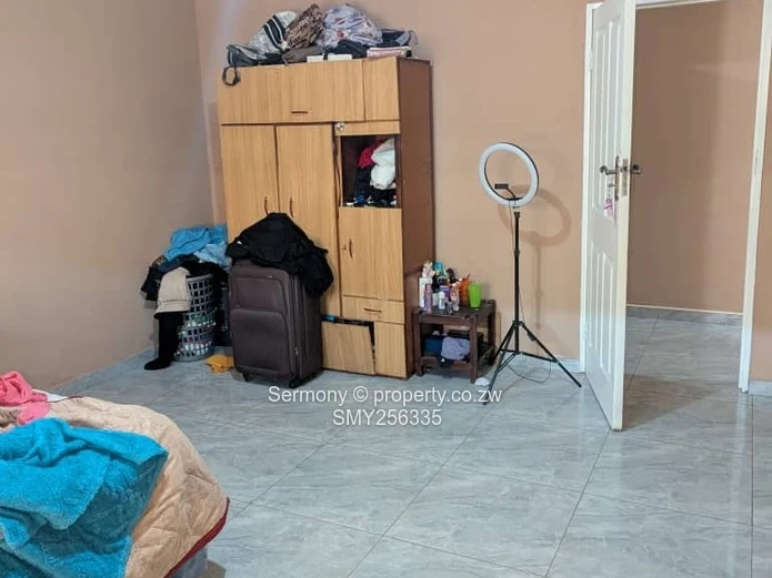 Residential House For Sale In Mainway Meadows