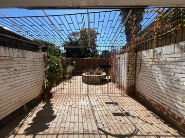 2 Bedroom Garden Flat