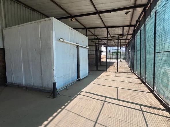 Warehouse & Factory