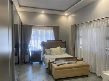 4 Bedroom Garden Flat