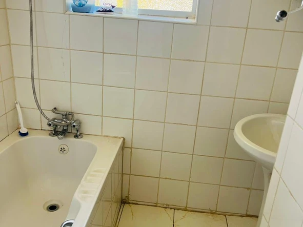 2 Bedroom Garden Flat