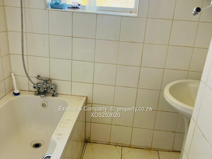 Flat to Let