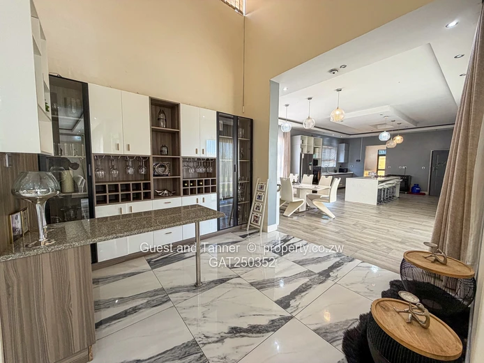 6-Bed House For Sale In Mount Pleasant Heights 