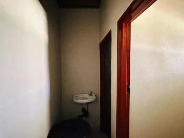 Shop & Retail Property