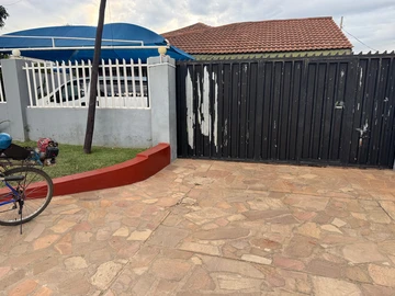 Charming 4-Bed Home in Mainway Meadows, Harare South