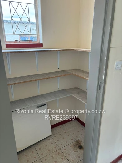 3-Bed Mabereign Haig Park 