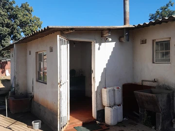 2 Bedroom Garden Flat