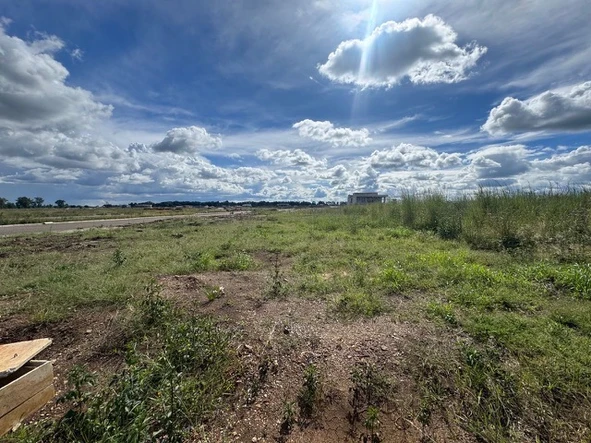 Stands & Residential Land