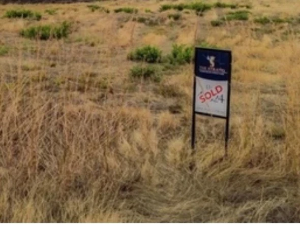 Commercial & Industrial Land
