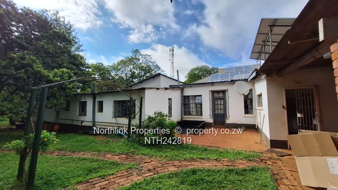 Emerald Hill on Pembroke Rd