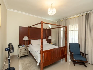 3 Bedroom Garden Flat