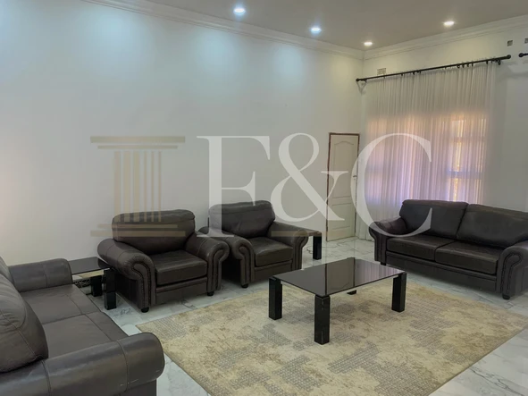 6 Bedroom House