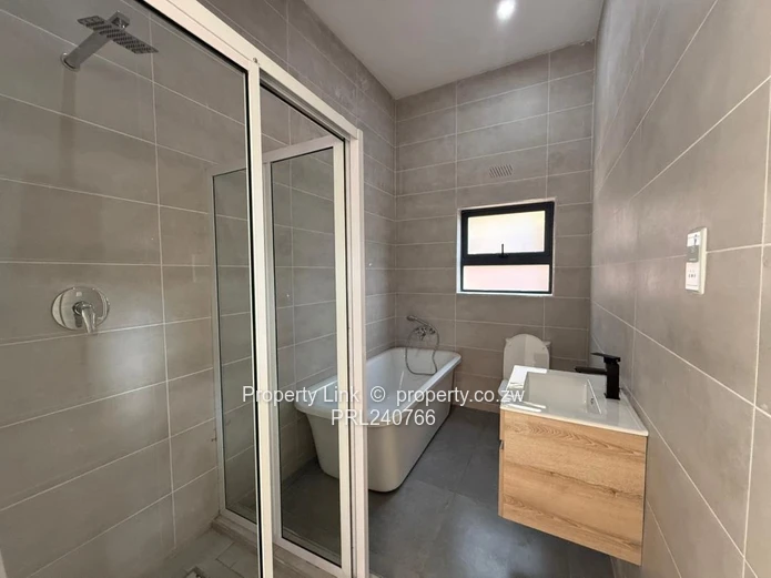 Convenient Modern Townhouse Available Immediately