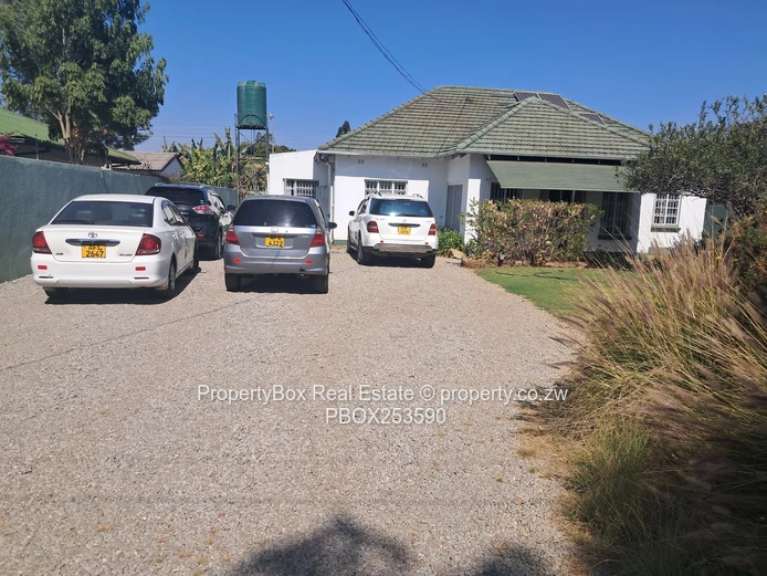 Eastlea Commercial Property for rent available 1 September 2026!