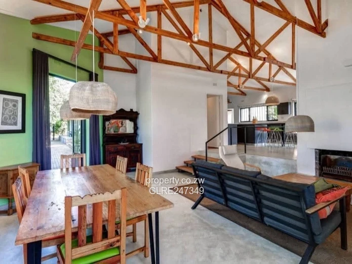 Greendale 4-Bed Home on 4 Acres — Pool, Borehole & Views