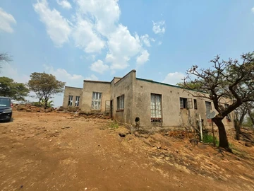 8 Bedroom House