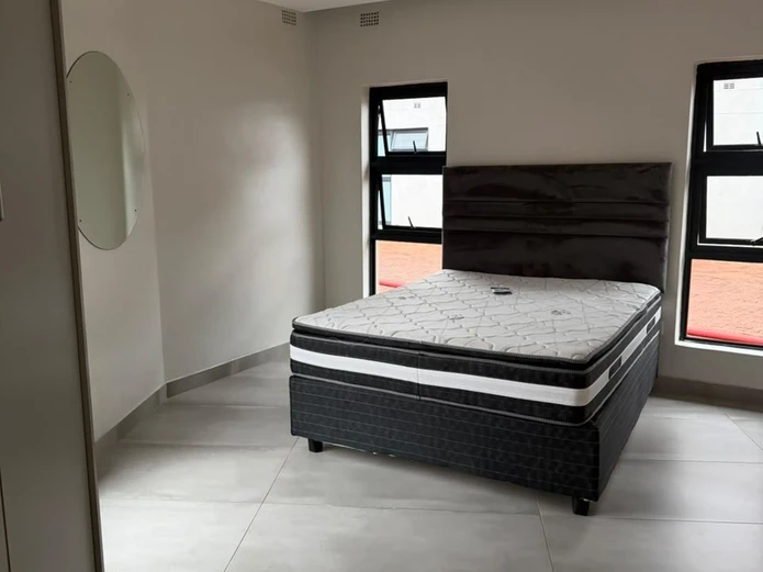 Quinington 2bed furnished garden flat