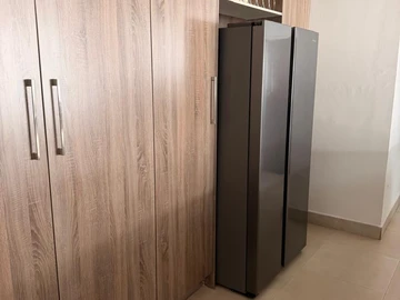 3 Bedroom Flat & Apartment