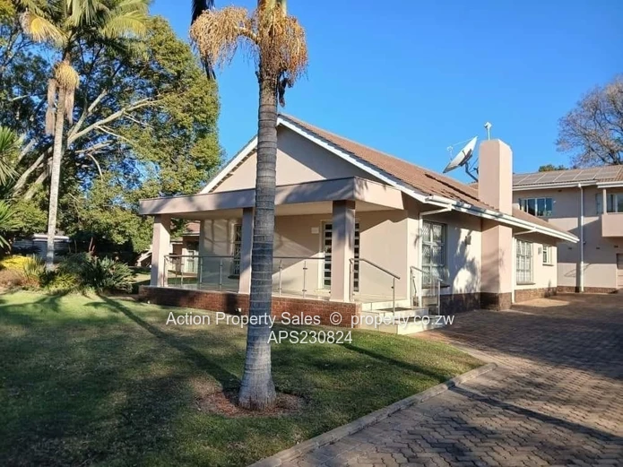 Beautiful 6 Bed Family Home In Mt Pleasant! 