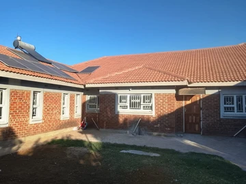 5 Bedroom House