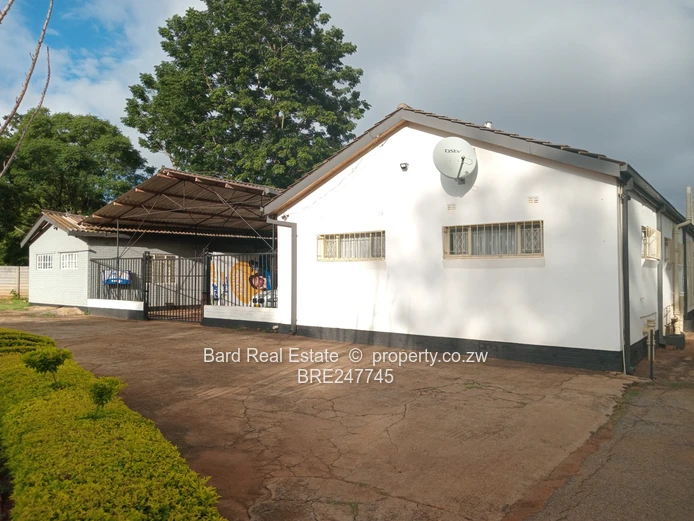 Fully furnished 4-bedroom house for rent