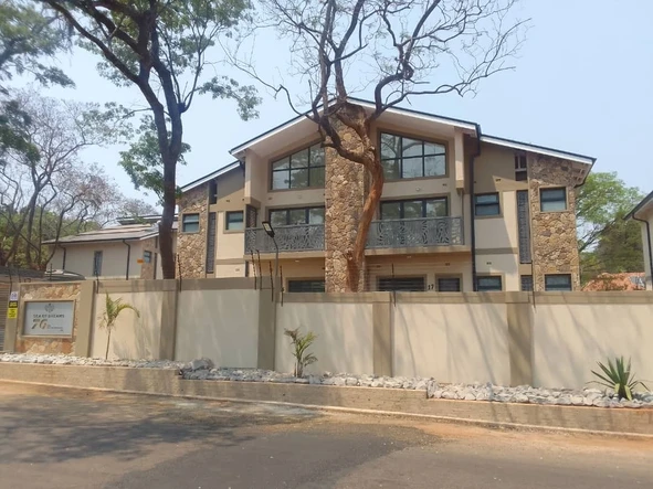 3 Bedroom Garden Flat