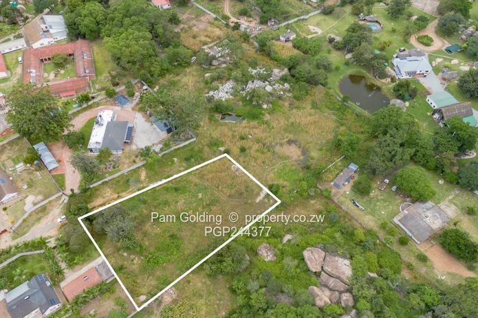 Vacant Residential Stand in Hatfield