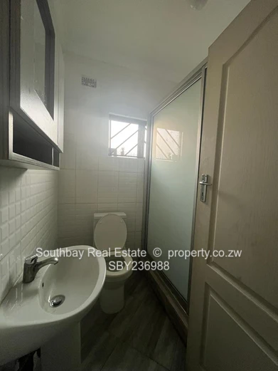 Budiriro Cabs house to let (Sole Mandate)