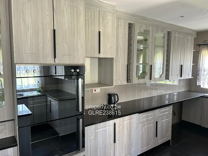 Luxurious 5-Bedroom House for Rent in Highlands