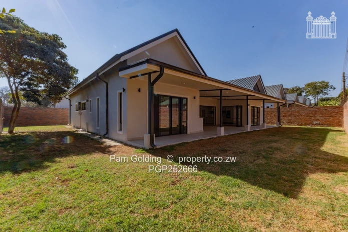 Outstanding Brand New Townhouse