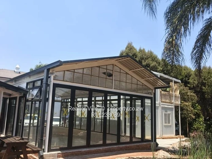 Retail shop for Rent at Arundel Shopping Mall