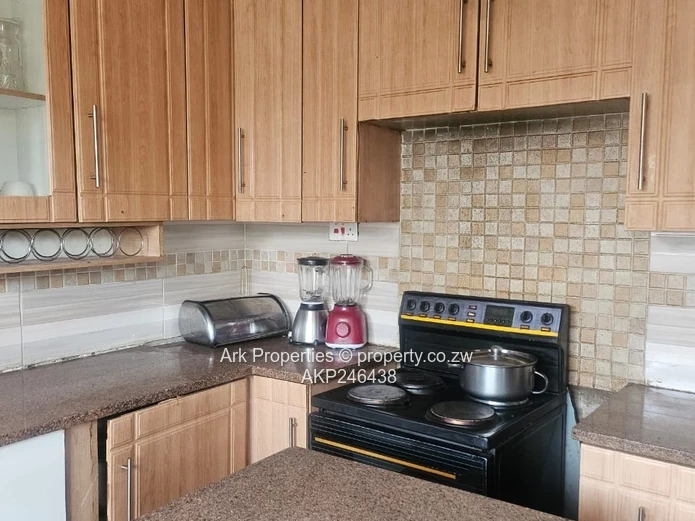 House for Sale – Mainway Meadows
