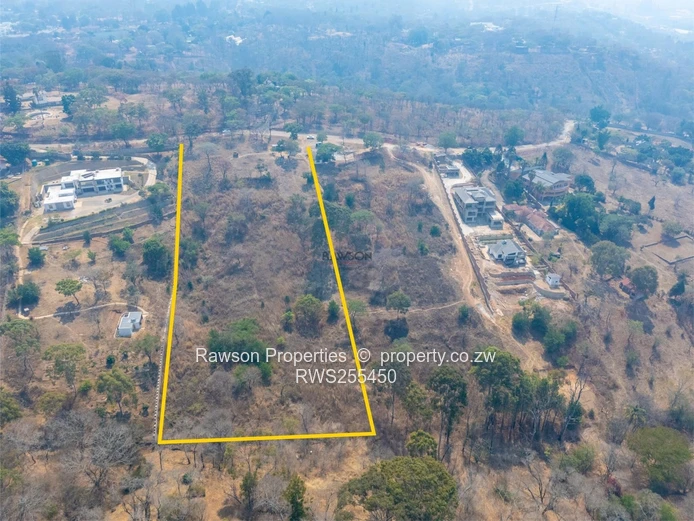 Helensvale Sloping Parcel with Private Road & Views