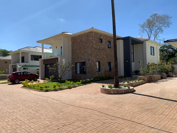 5 Bedroom  Townhouses