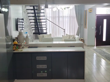 4 Unit Townhouse Complex