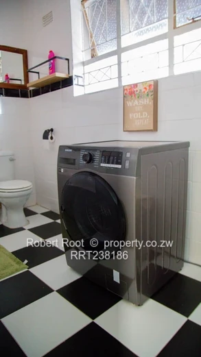 1 bed apartment in Avenues