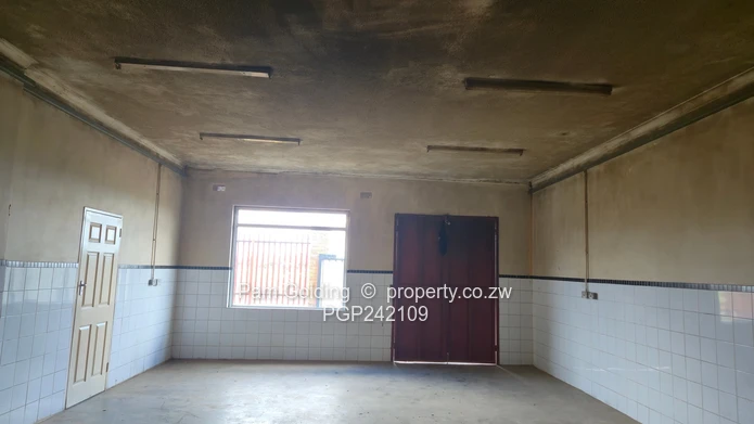 Workshop for sale in Turf Mhondoro Ngezi near Zimplats