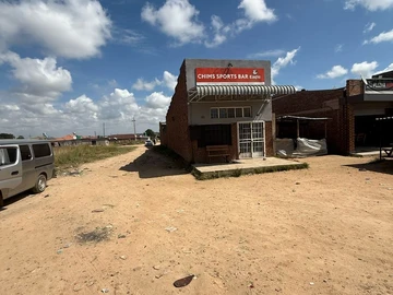 Prime Commercial Property in Ruwa ,Damofalls